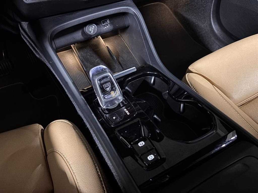 볼보 XC40 B4 AWD 인스크립션 이미지 12