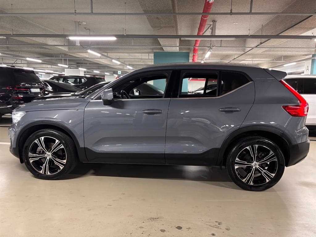 볼보 XC40 B4 AWD 인스크립션 이미지 19