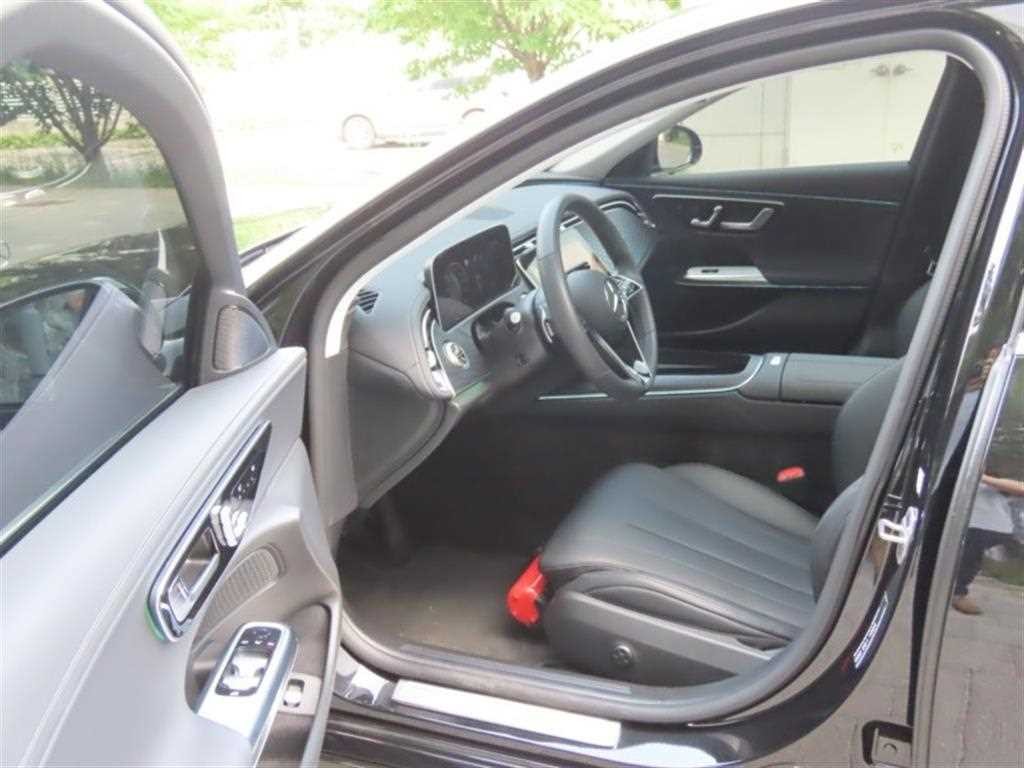 벤츠 E 클래스 E-클래스 W214 E220d 4MATIC 익스클루시브 이미지 13