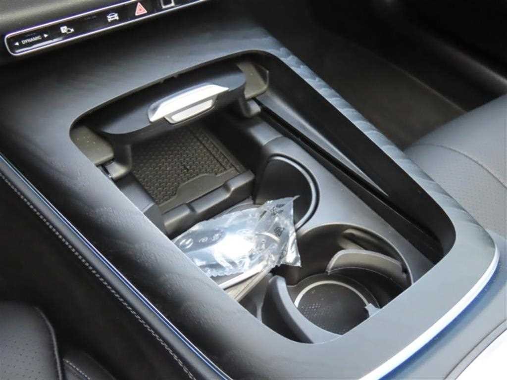 벤츠 E 클래스 E-클래스 W214 E220d 4MATIC 익스클루시브 이미지 6