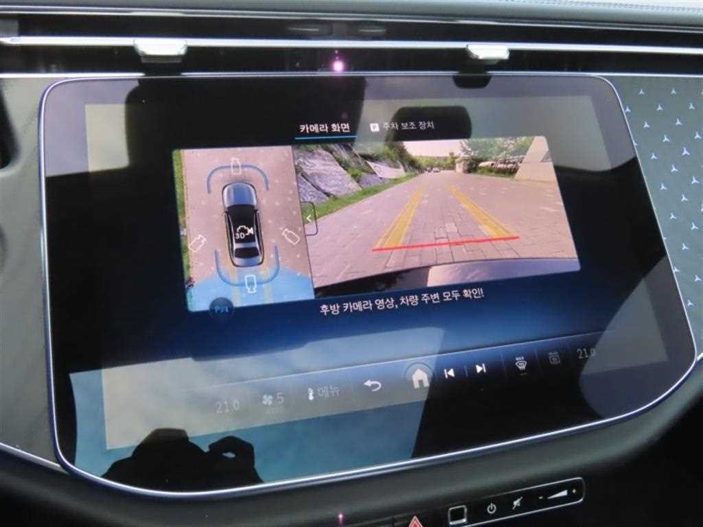 벤츠 E 클래스 E-클래스 W214 E220d 4MATIC 익스클루시브 이미지 8