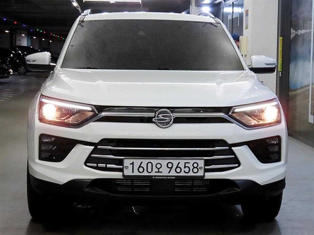 KG모빌리티(쌍용) 코란도 뷰티풀코란도 2WD 디젤 1.6 C5 이미지 3