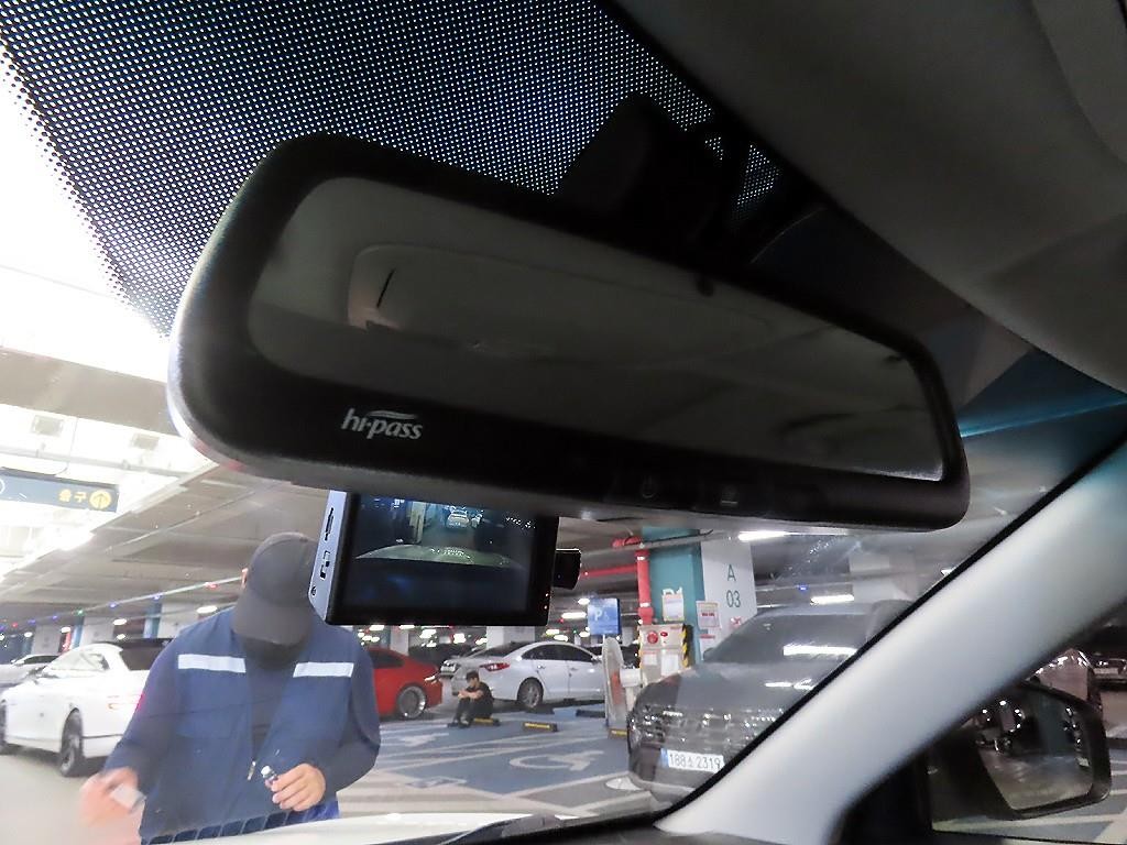 KG모빌리티(쌍용) 티볼리 가솔린 4WD 1.6 LX 최고급형 이미지 15