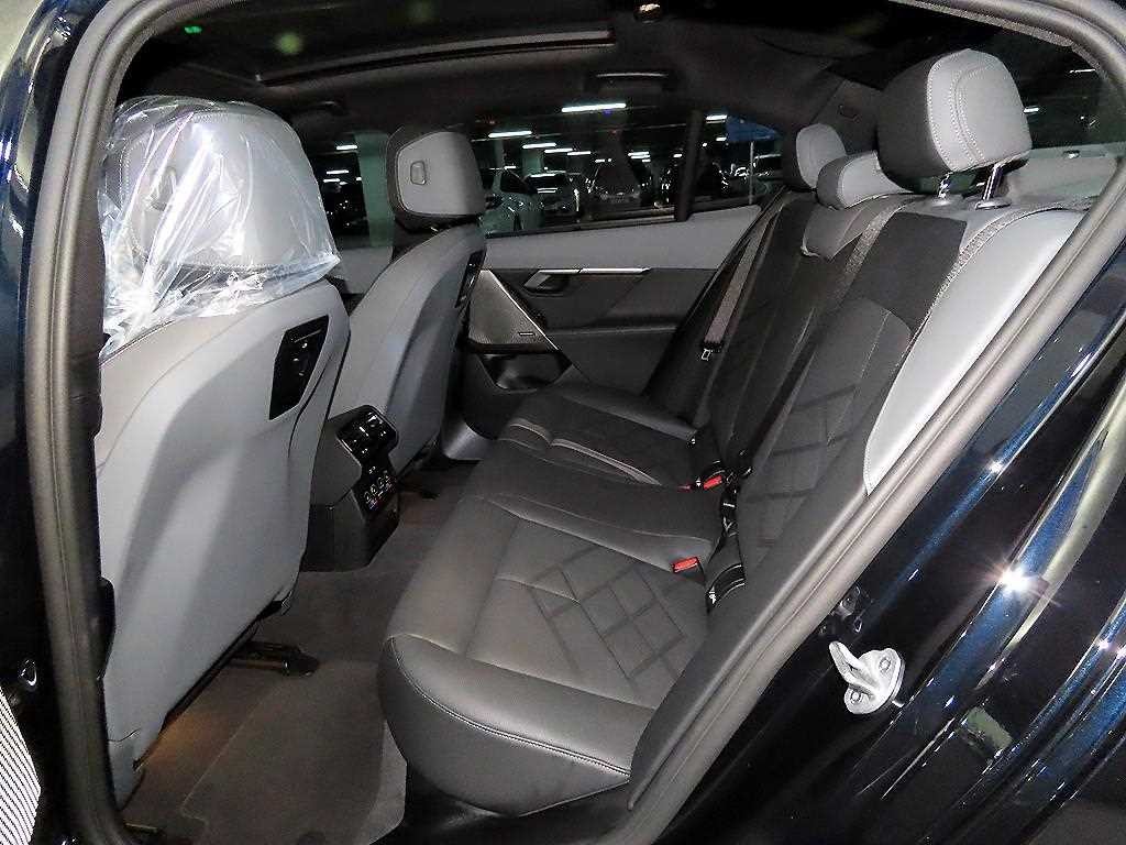 BMW 5시리즈 5시리즈 (G60) 530e M 스포츠 이미지 7