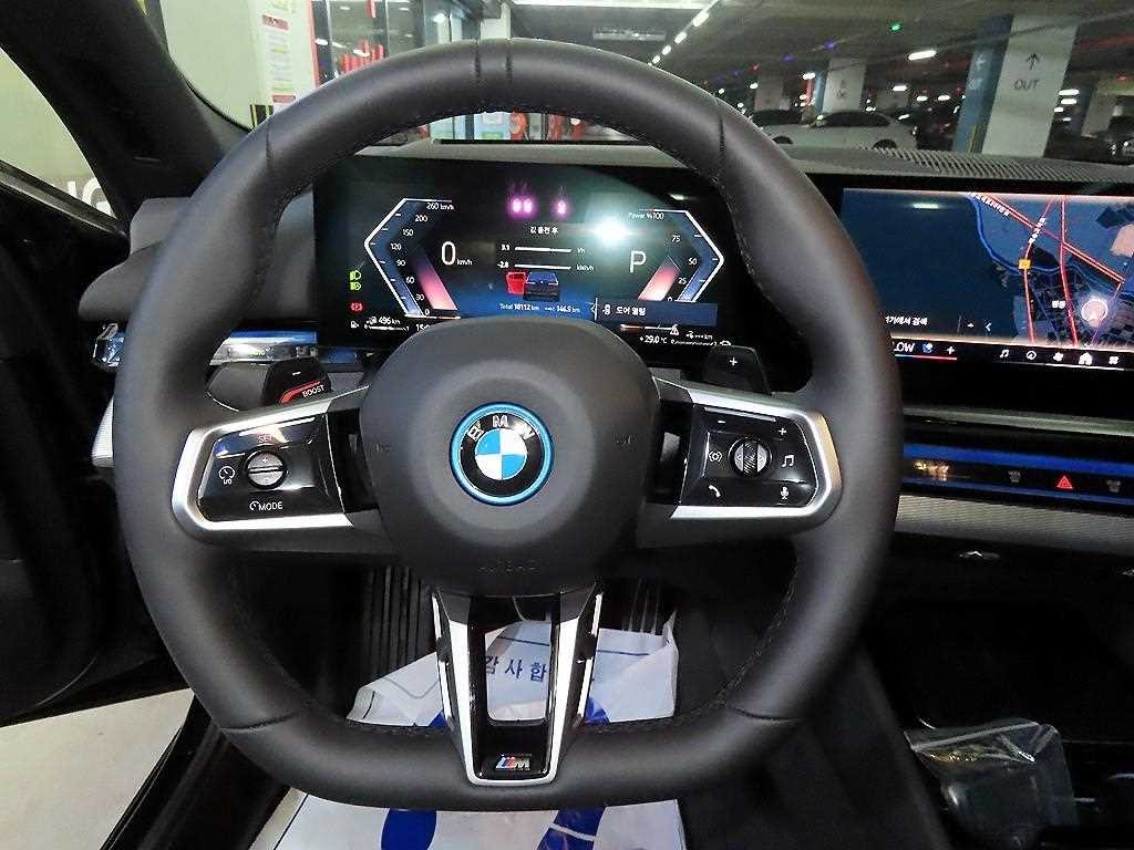 BMW 5시리즈 5시리즈 (G60) 530e M 스포츠 이미지 8