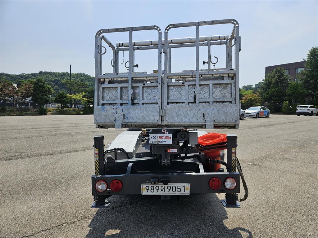 중대형화물 고소 고소작업차 2.5톤이하 이미지 4