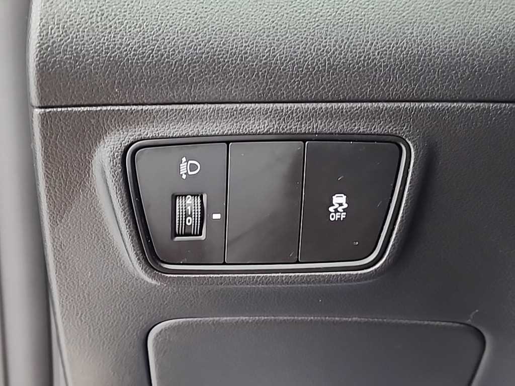 현대 투싼 투싼 (NX4) 디젤 2.0 2WD 모던 이미지 17