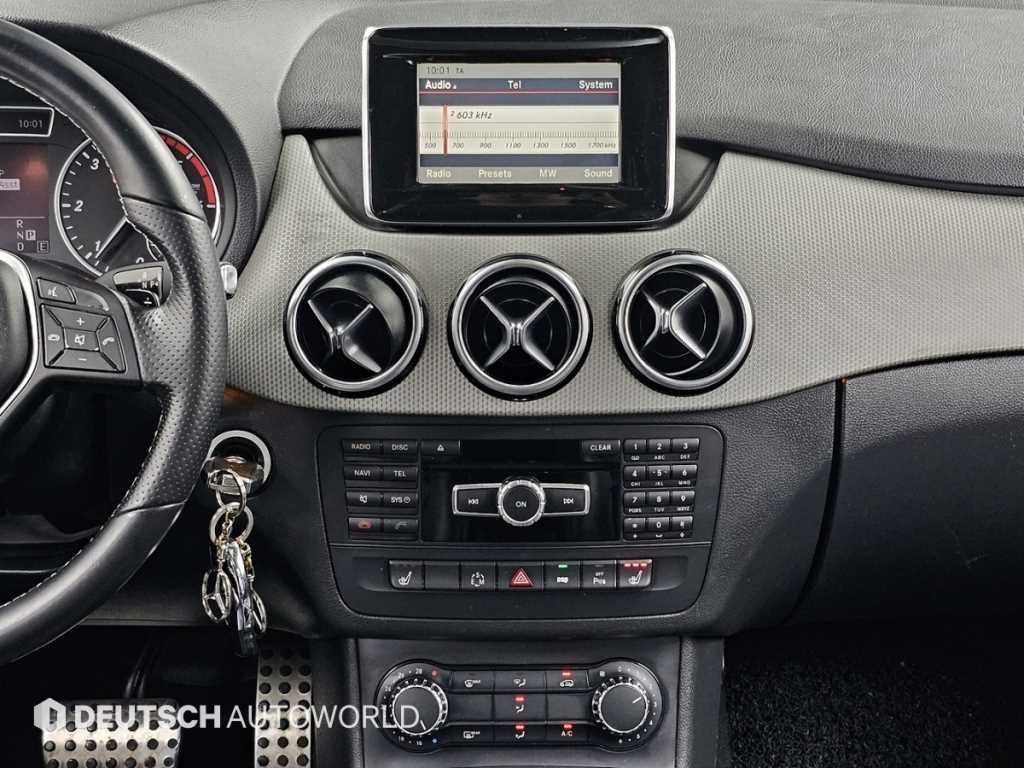 벤츠 B 클래스 (MY B) B클래스 (MY B) B200 CDI 블루이피션시 스포츠팩 이미지 14