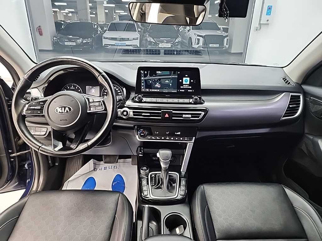 기아 셀토스 가솔린 1.6 터보 2WD 시그니처 이미지 7