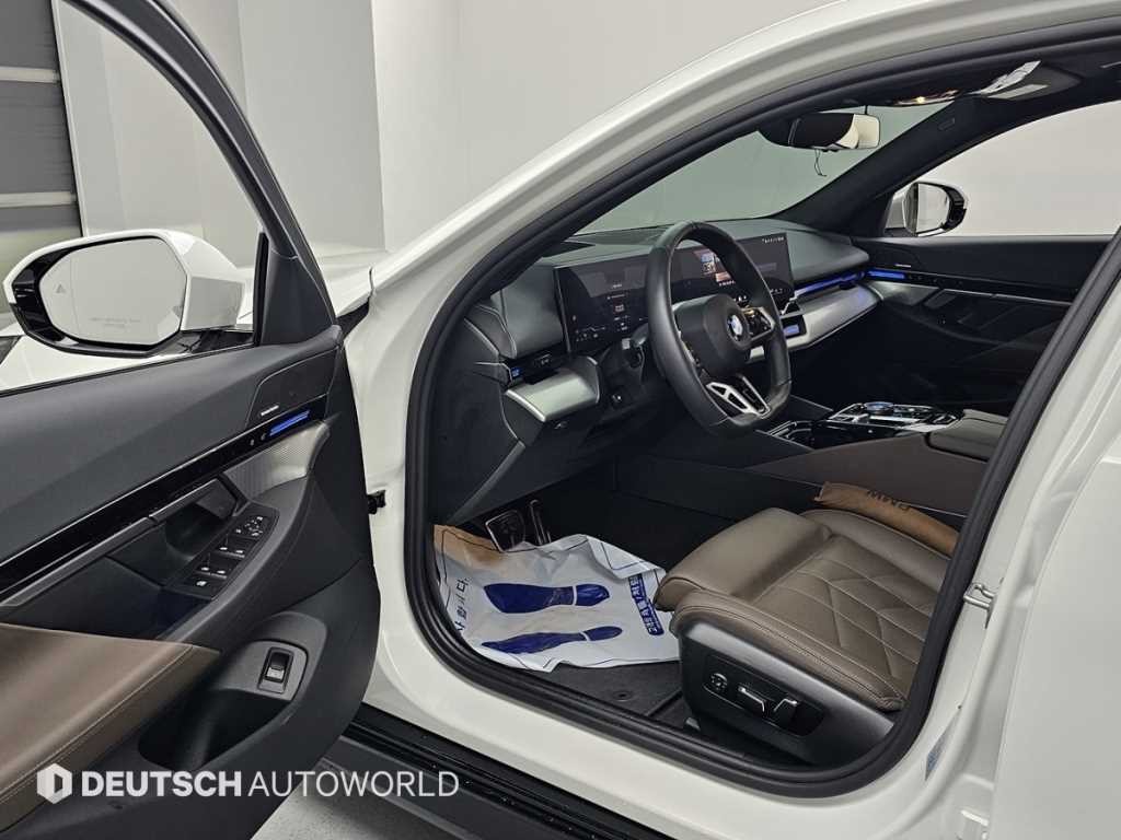 BMW 5시리즈 5시리즈 (G60) 520i 스페셜 에디션 이미지 11