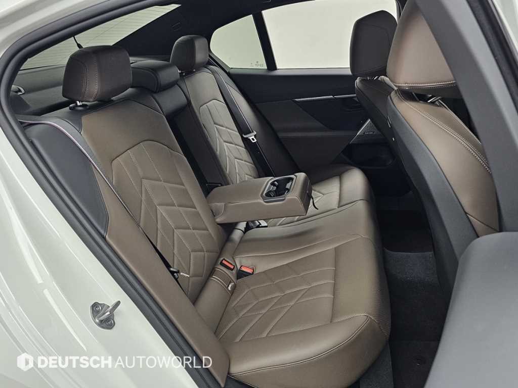 BMW 5시리즈 5시리즈 (G60) 520i 스페셜 에디션 이미지 12
