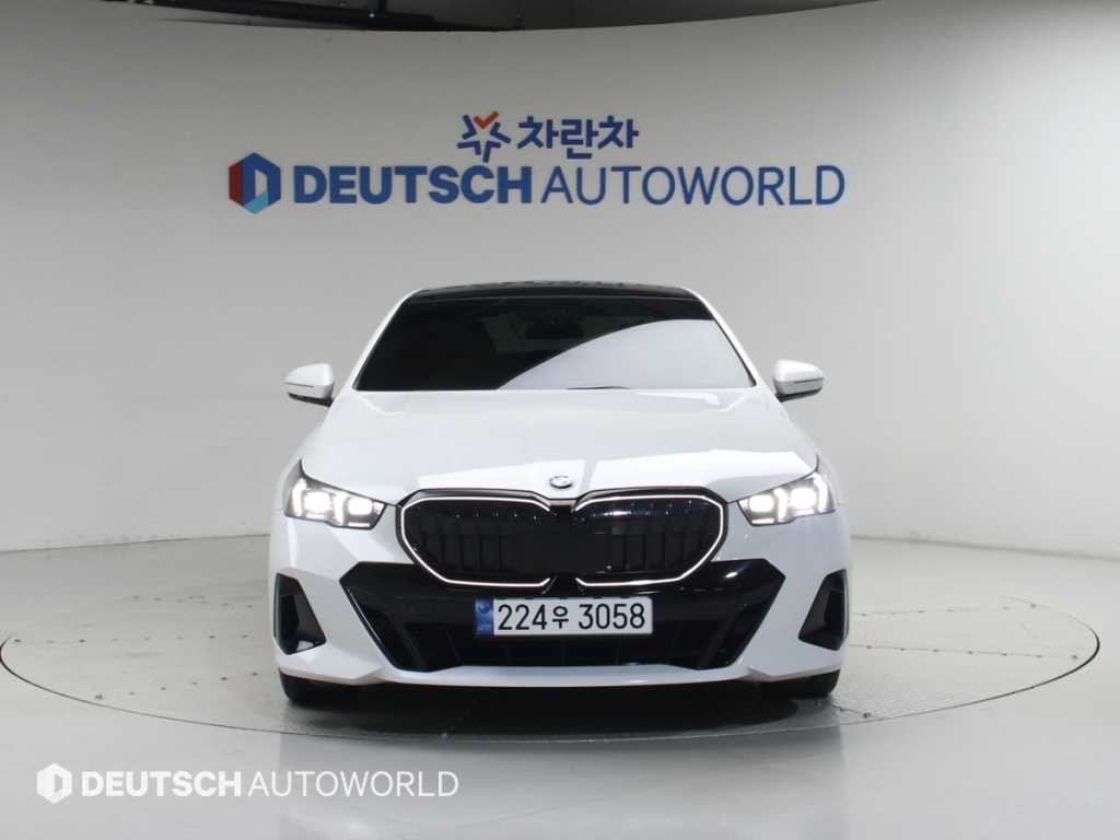 BMW 5시리즈 5시리즈 (G60) 520i 스페셜 에디션 이미지 3