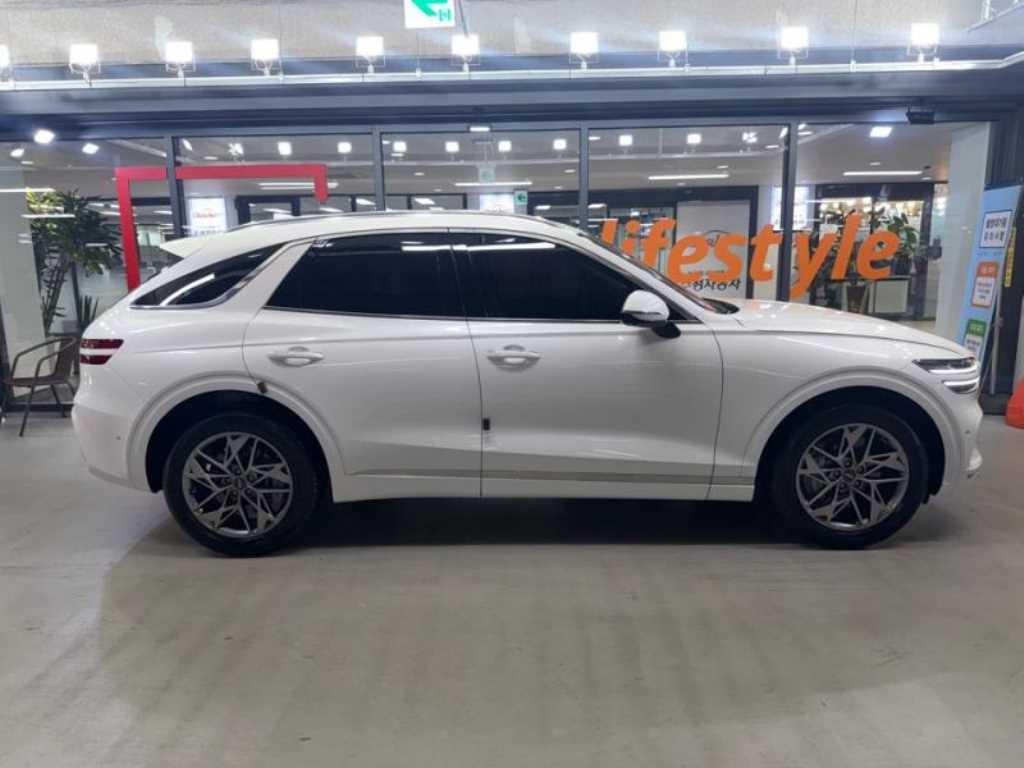 제네시스 GV70 2.5T 가솔린 2WD 기본형 이미지 3