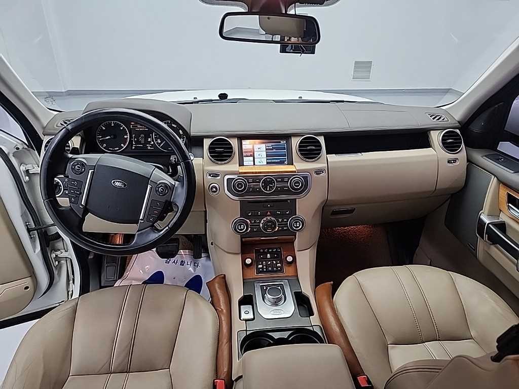 랜드로버 디스커버리 디스커버리4 3.0 SDV6 SE 이미지 7