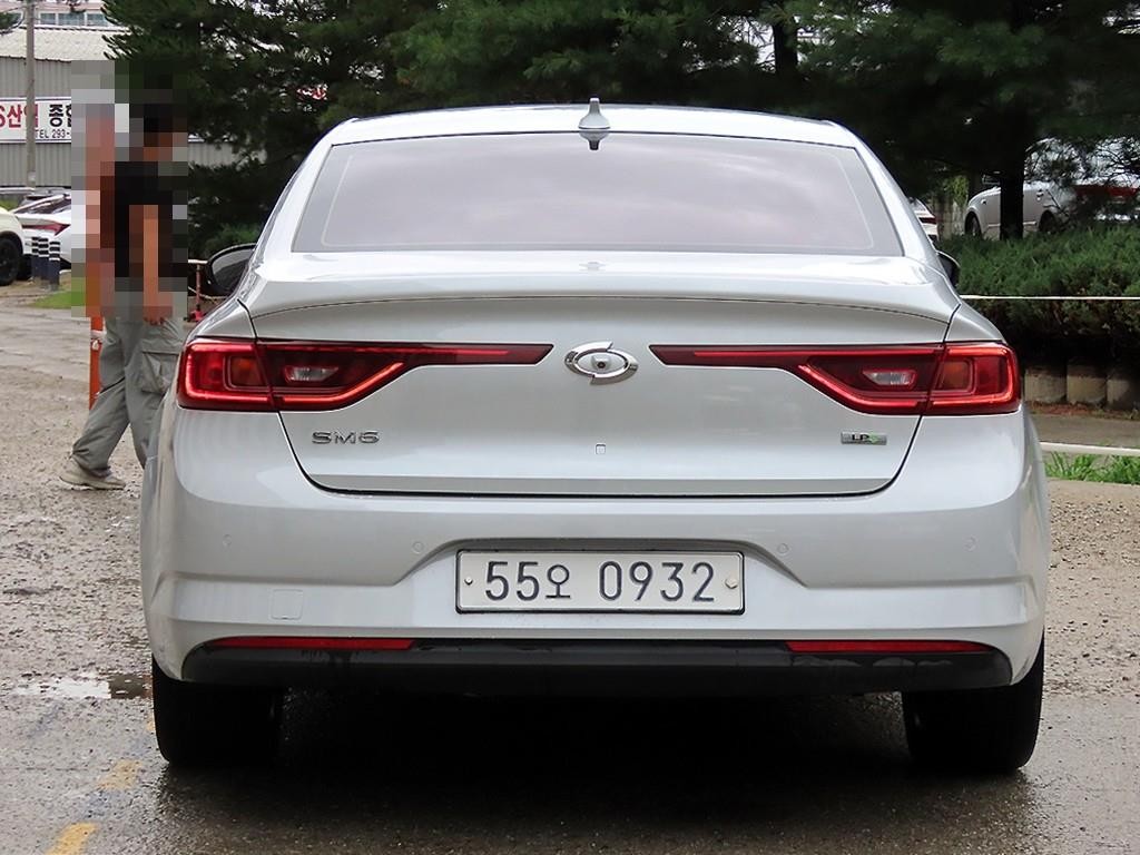 르노코리아(삼성) SM6 LPG 2.0 LPe LE(장애인용) 이미지 4