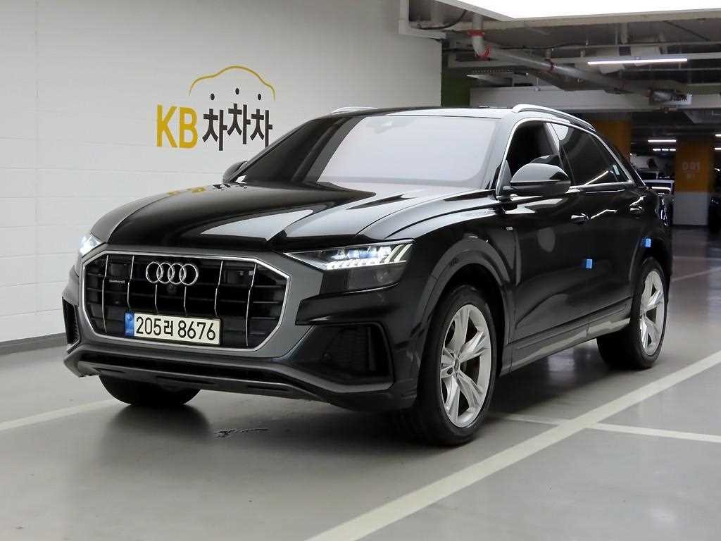 아우디 Q8 45 TDI 콰트로 프리미엄 이미지 2