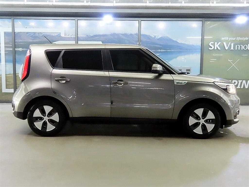 기아 쏘울 쏘울 EV EV 이미지 3