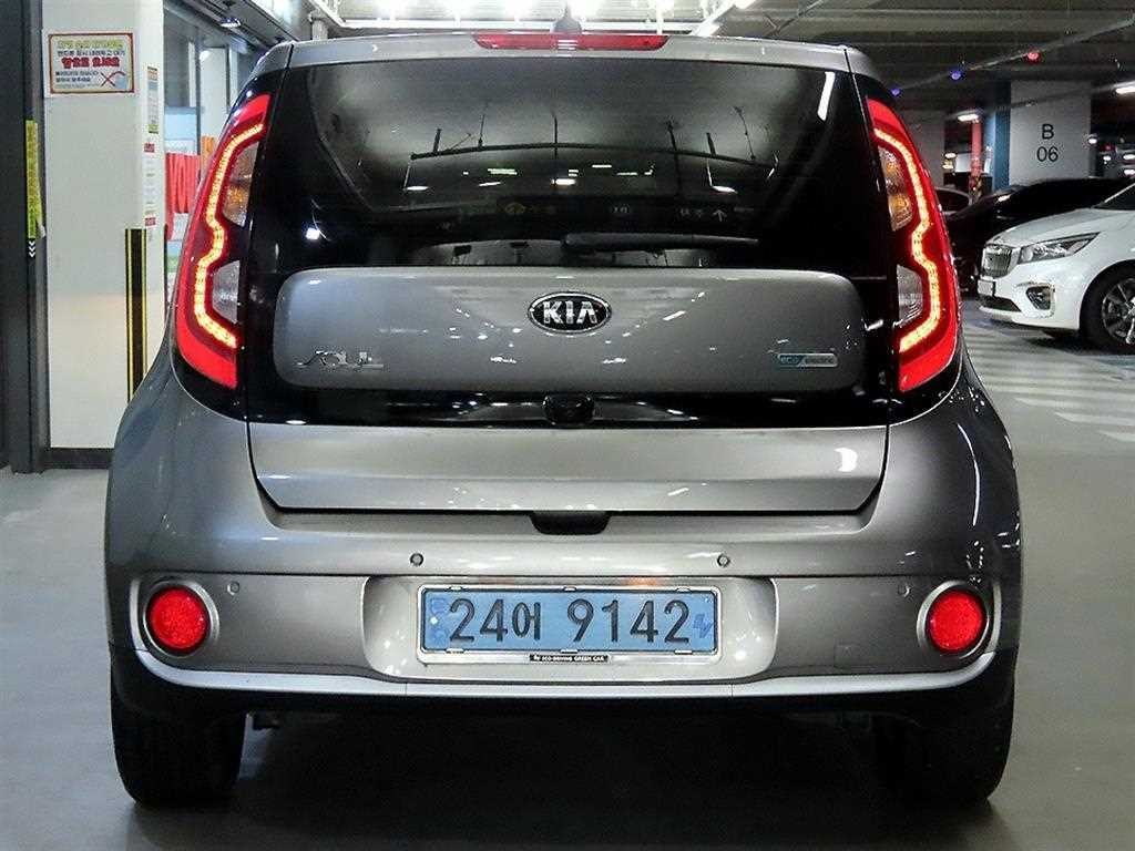 기아 쏘울 쏘울 EV EV 이미지 5