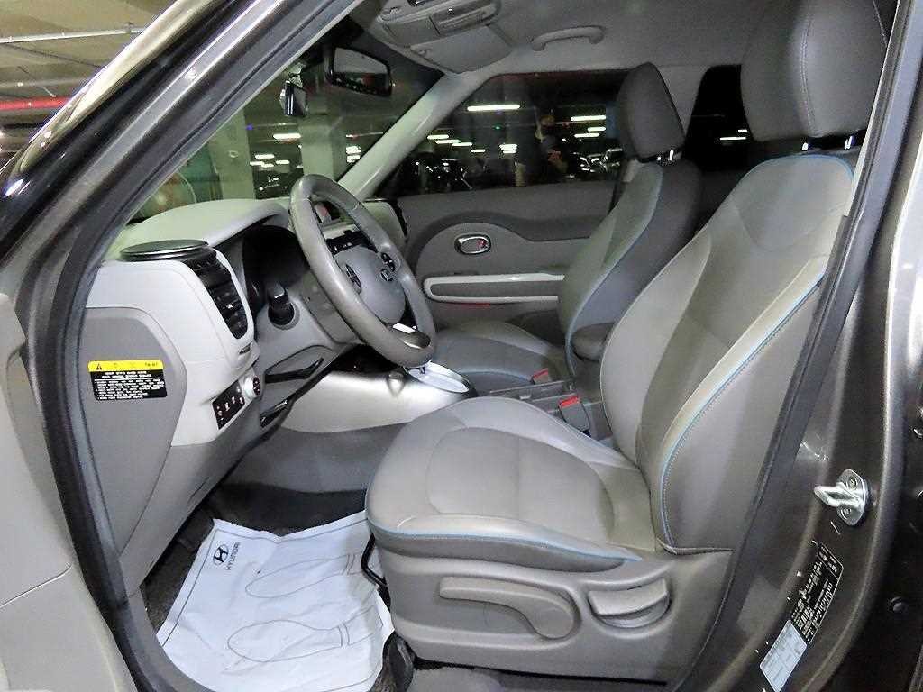 기아 쏘울 쏘울 EV EV 이미지 6