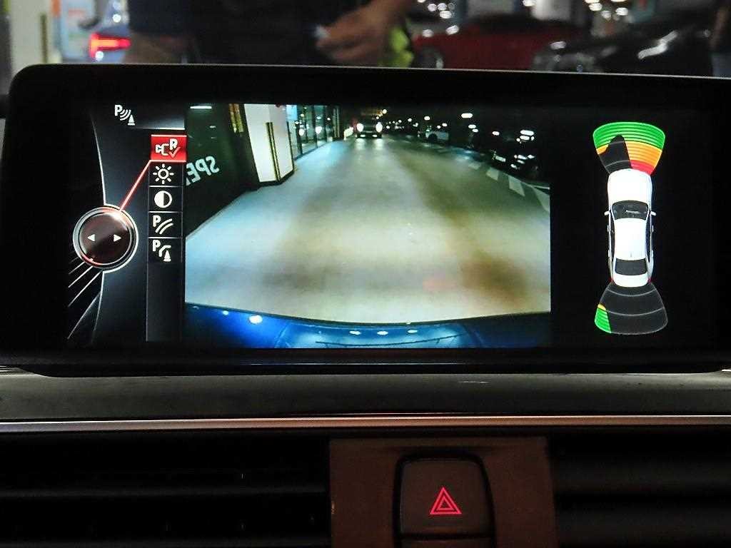 BMW 3시리즈 3시리즈 (F30) 320d 이미지 15