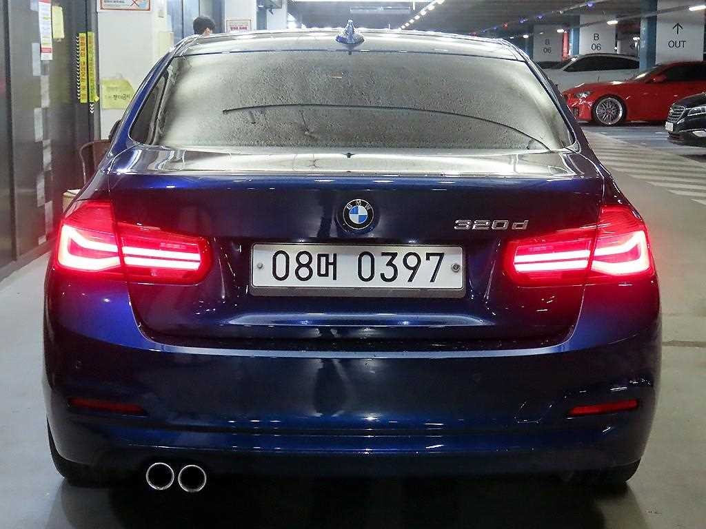 BMW 3시리즈 3시리즈 (F30) 320d 이미지 5