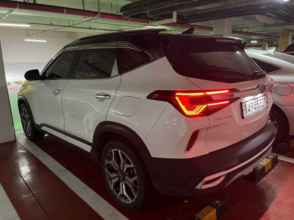기아 셀토스 가솔린 1.6 터보 2WD 노블레스 이미지 2