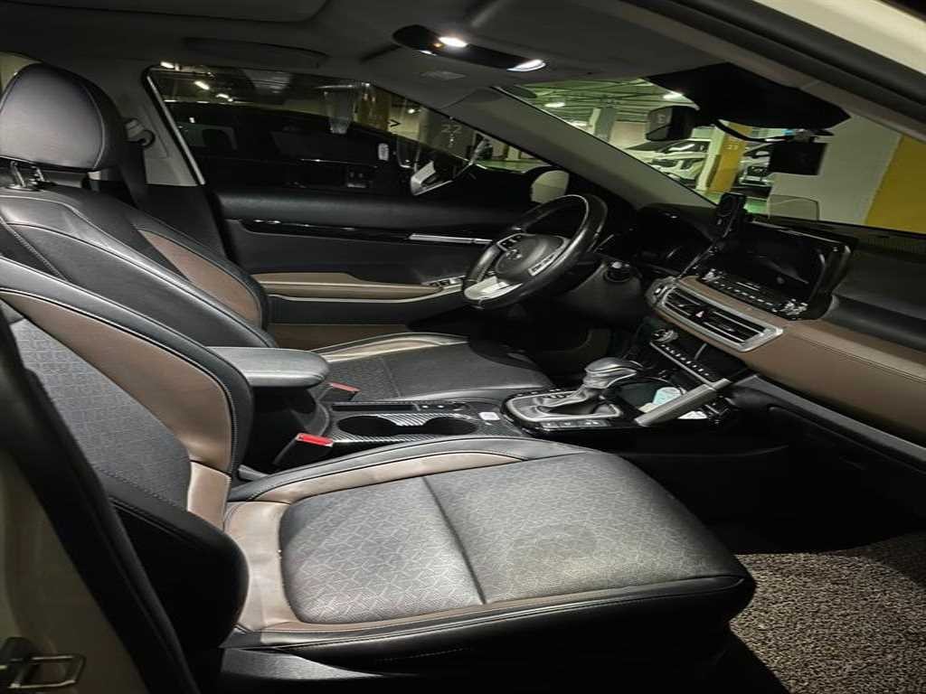 기아 셀토스 가솔린 1.6 터보 2WD 노블레스 이미지 8