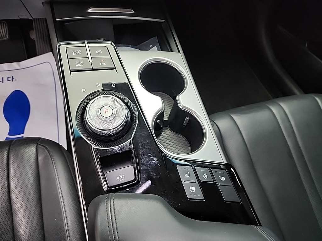 기아 K8 2.5 2WD 노블레스 라이트 이미지 8