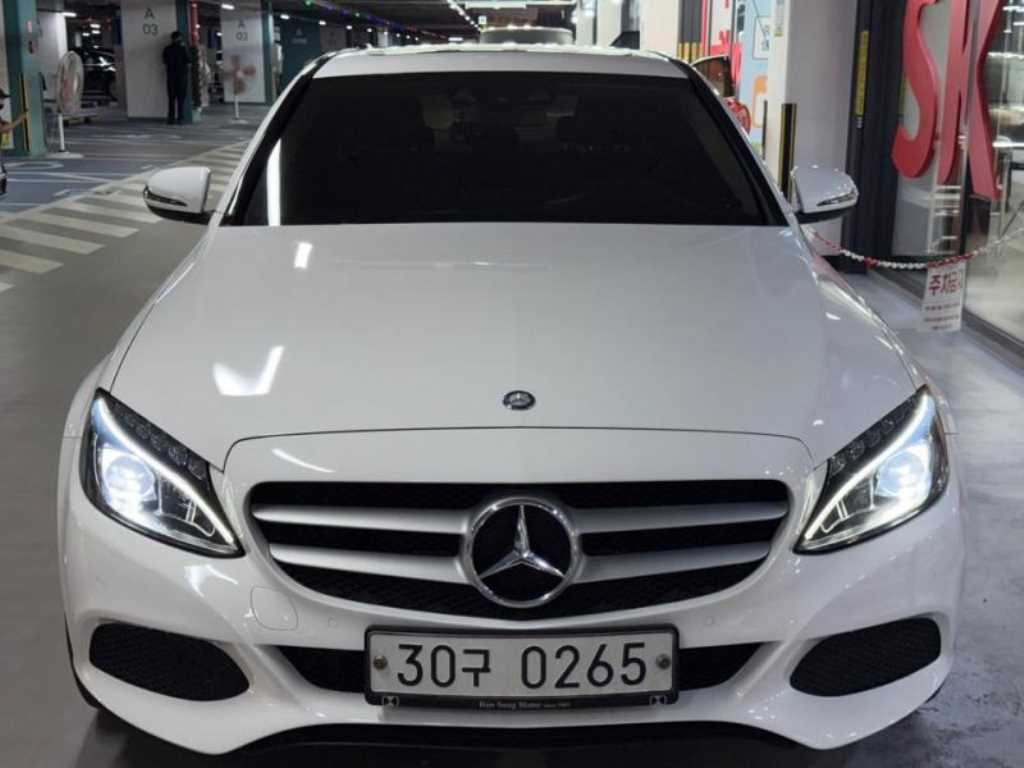 벤츠 C 클래스 C클래스 W205 C200 이미지 1