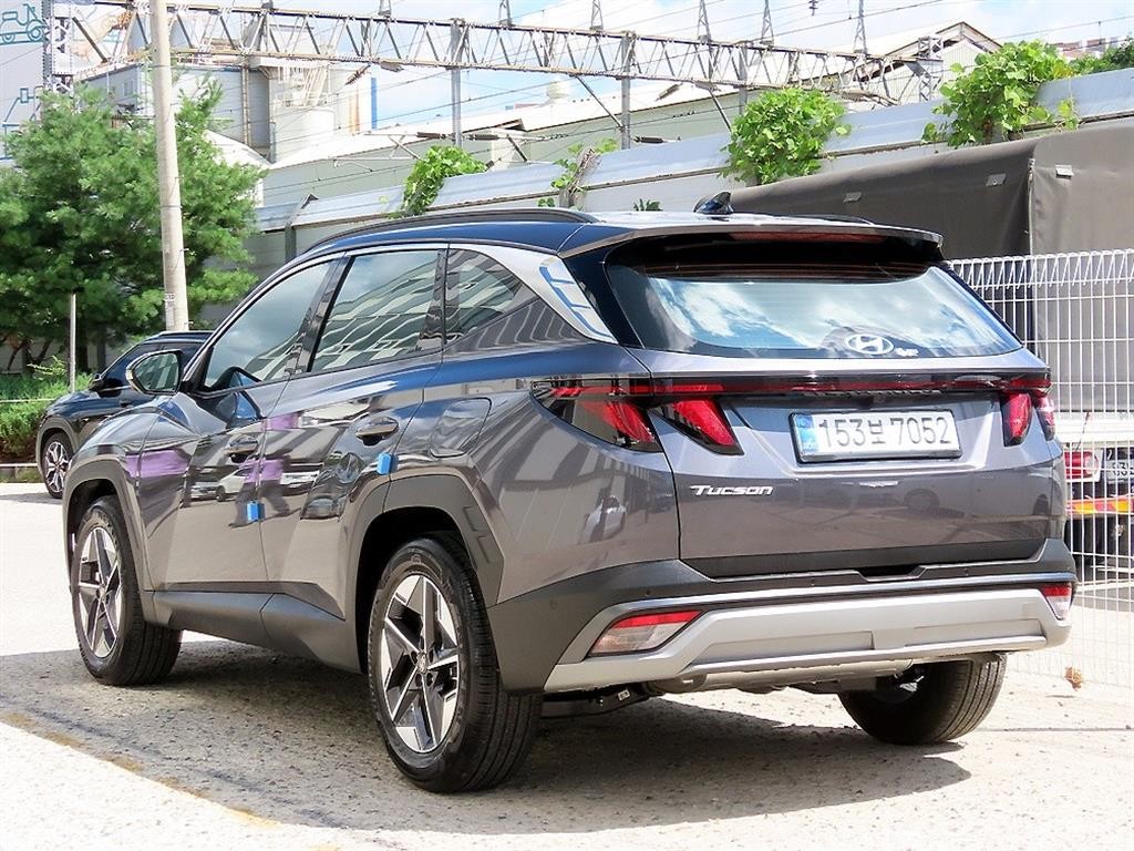 현대 투싼 더 뉴 투싼 (NX4) 가솔린 1.6 터보 2WD 프리미엄 이미지 3