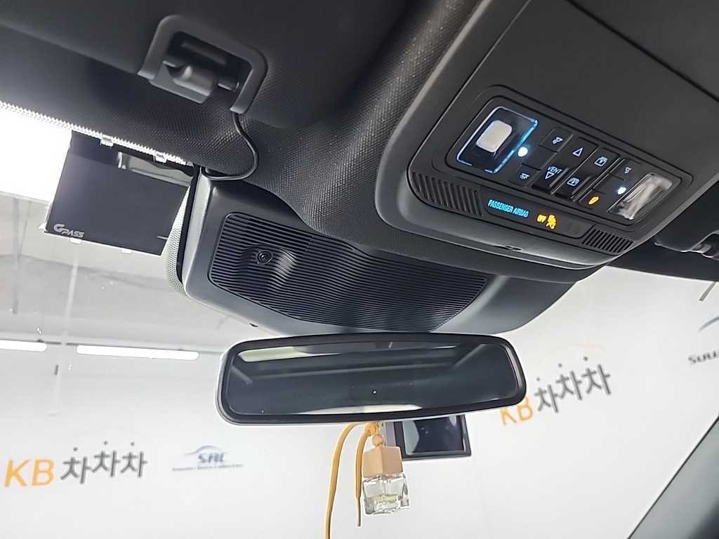 포드 익스플로러 익스플로러 6세대 3.0 AWD 플래티넘 이미지 16