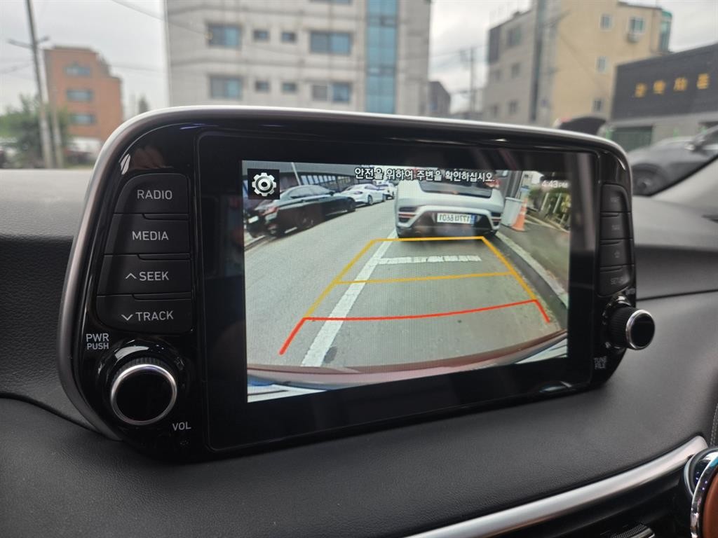 현대 투싼 올뉴투싼 디젤 1.6 2WD 프리미엄 이미지 17
