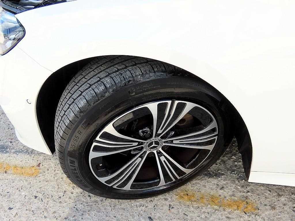 벤츠 E 클래스 E-클래스 W214 E200 아방가르드 이미지 20