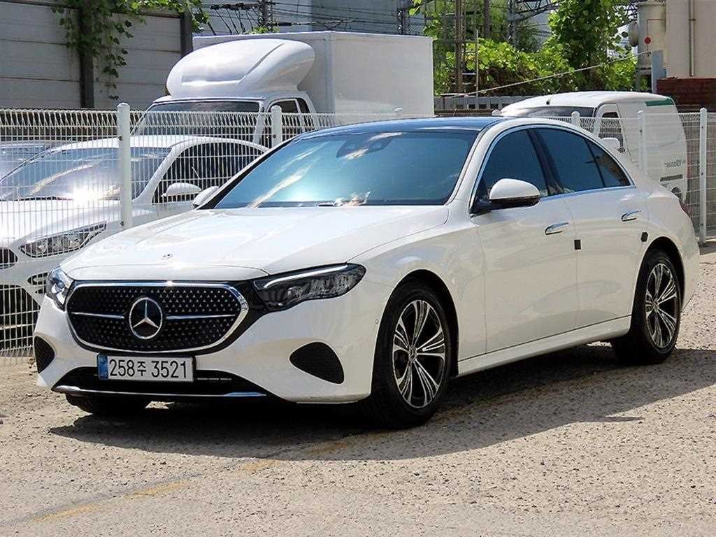 벤츠 E 클래스 E-클래스 W214 E200 아방가르드 이미지 3
