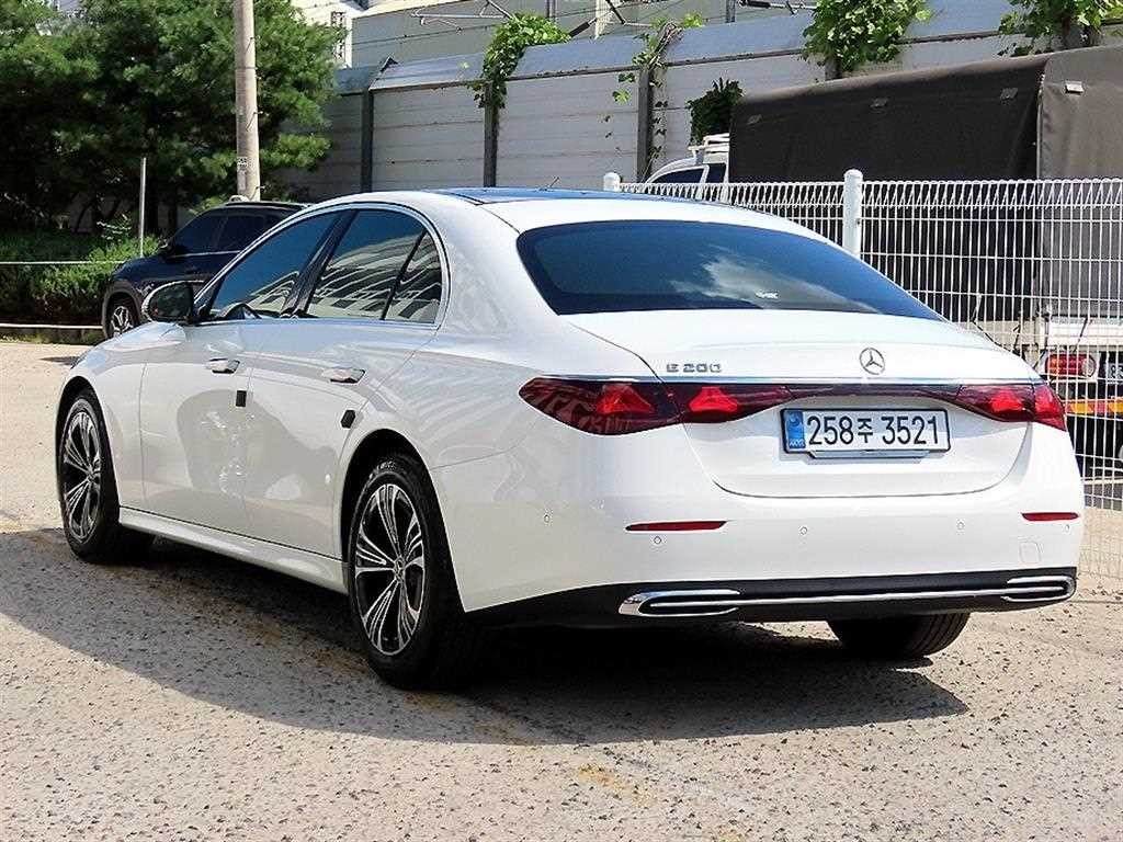 벤츠 E 클래스 E-클래스 W214 E200 아방가르드 이미지 4