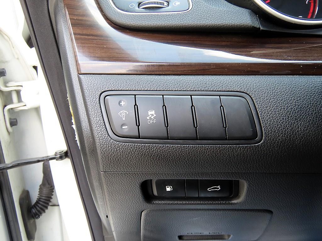 기아 K7 더 뉴 K7 2.4 GDI 프레스티지 이미지 12