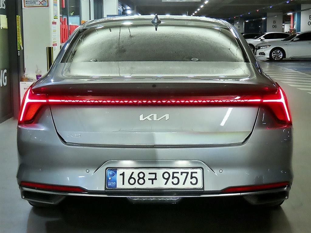 기아 K8 2.5 2WD 시그니처 이미지 5