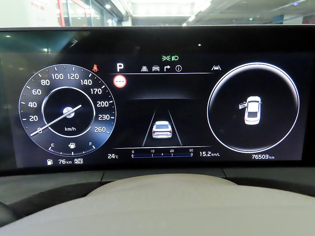 기아 K8 2.5 2WD 시그니처 이미지 9