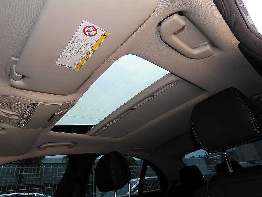 벤츠 E 클래스 E-클래스 W213 E200 아방가르드 이미지 17