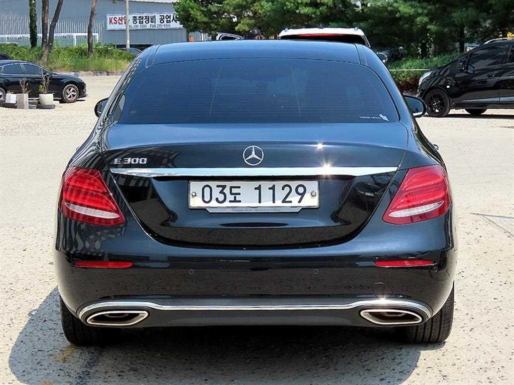 벤츠 E 클래스 E-클래스 W213 E200 아방가르드 이미지 4
