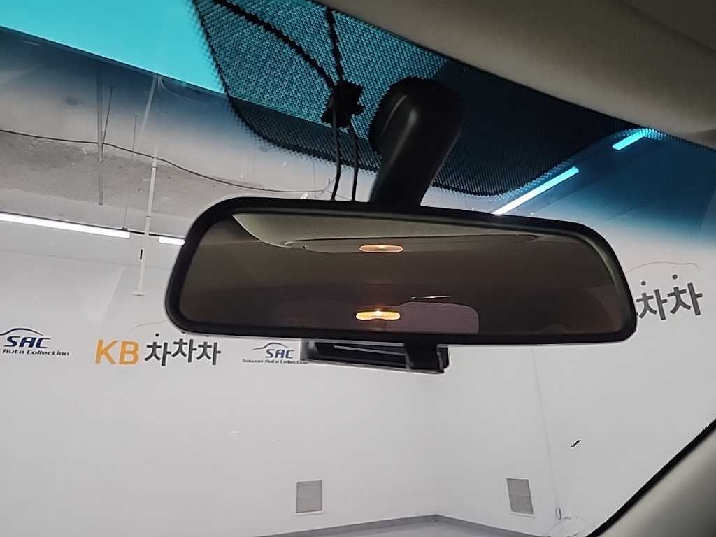 KG모빌리티(쌍용) 티볼리 디젤 2WD 1.6 VX 이미지 14