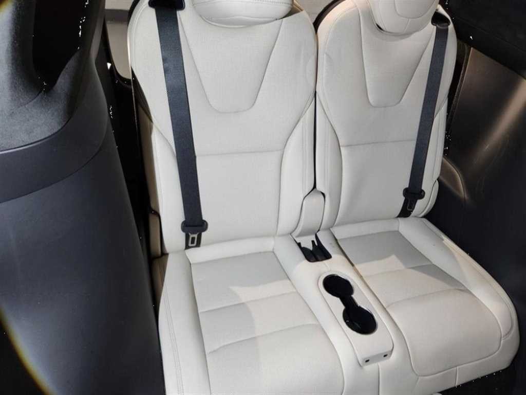 테슬라 모델 X AWD 이미지 9