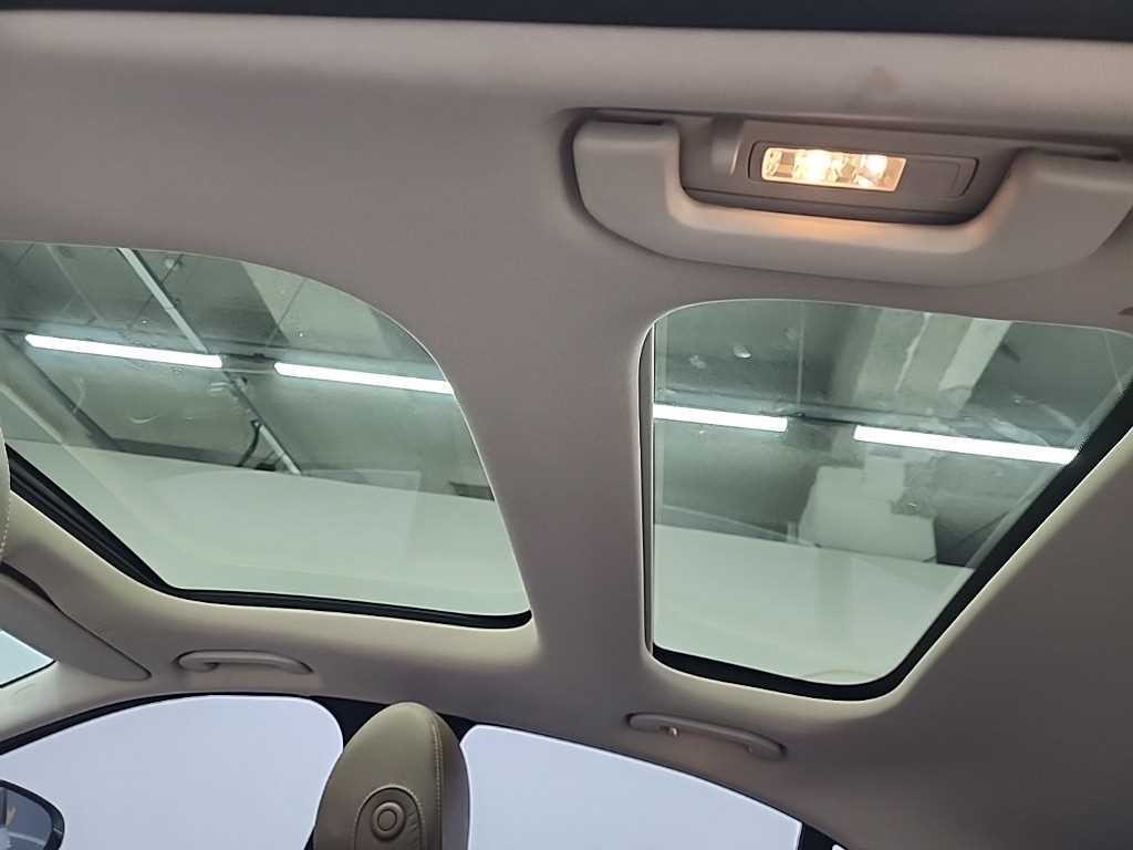 벤츠 E 클래스 E-클래스 W213 E300 4MATIC 아방가르드인텔리전트드라이브 이미지 14