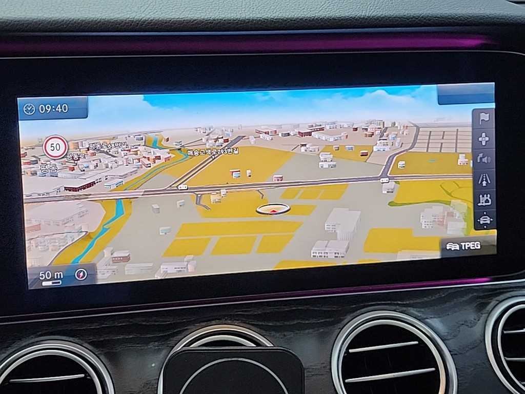 벤츠 E 클래스 E-클래스 W213 E300 4MATIC 아방가르드인텔리전트드라이브 이미지 15
