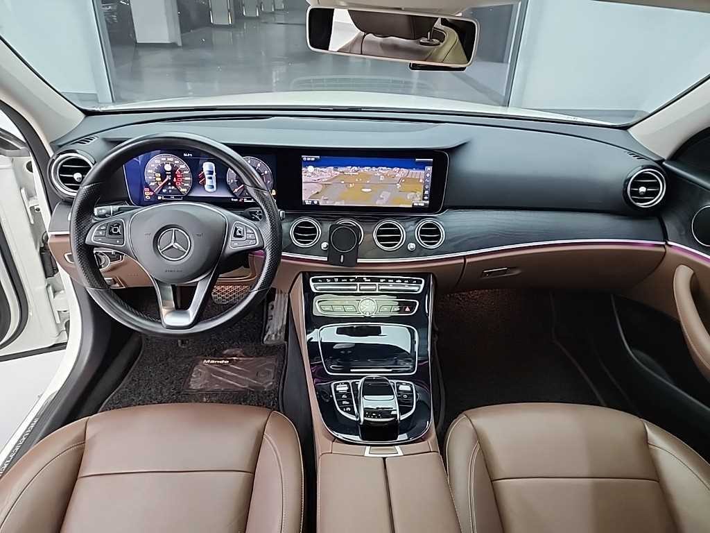벤츠 E 클래스 E-클래스 W213 E300 4MATIC 아방가르드인텔리전트드라이브 이미지 7