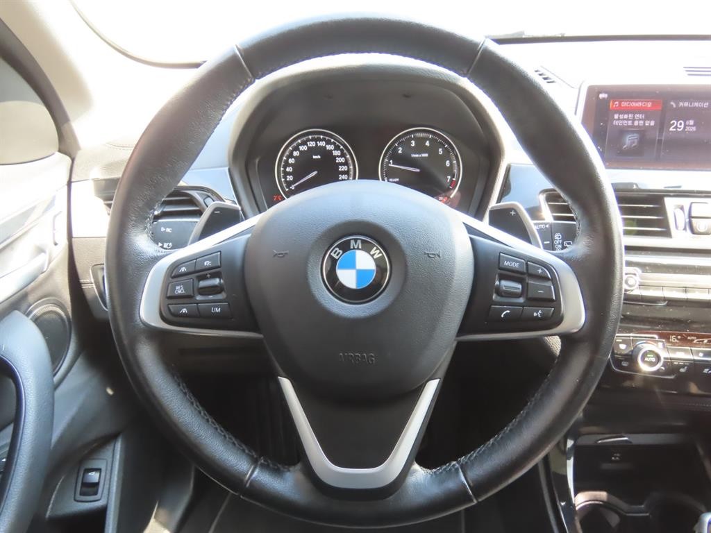 BMW X1 X1 (F48) xDrive 20i xLine 스페셜에디션 이미지 10