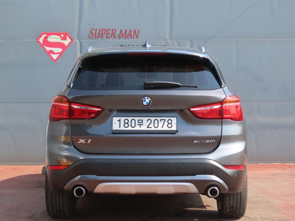 BMW X1 X1 (F48) xDrive 20i xLine 스페셜에디션 이미지 4