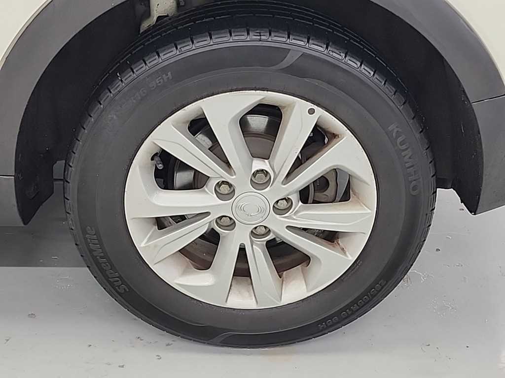 KG모빌리티(쌍용) 티볼리 베리 뉴 티볼리 2WD 가솔린 1.5 V3 이미지 20