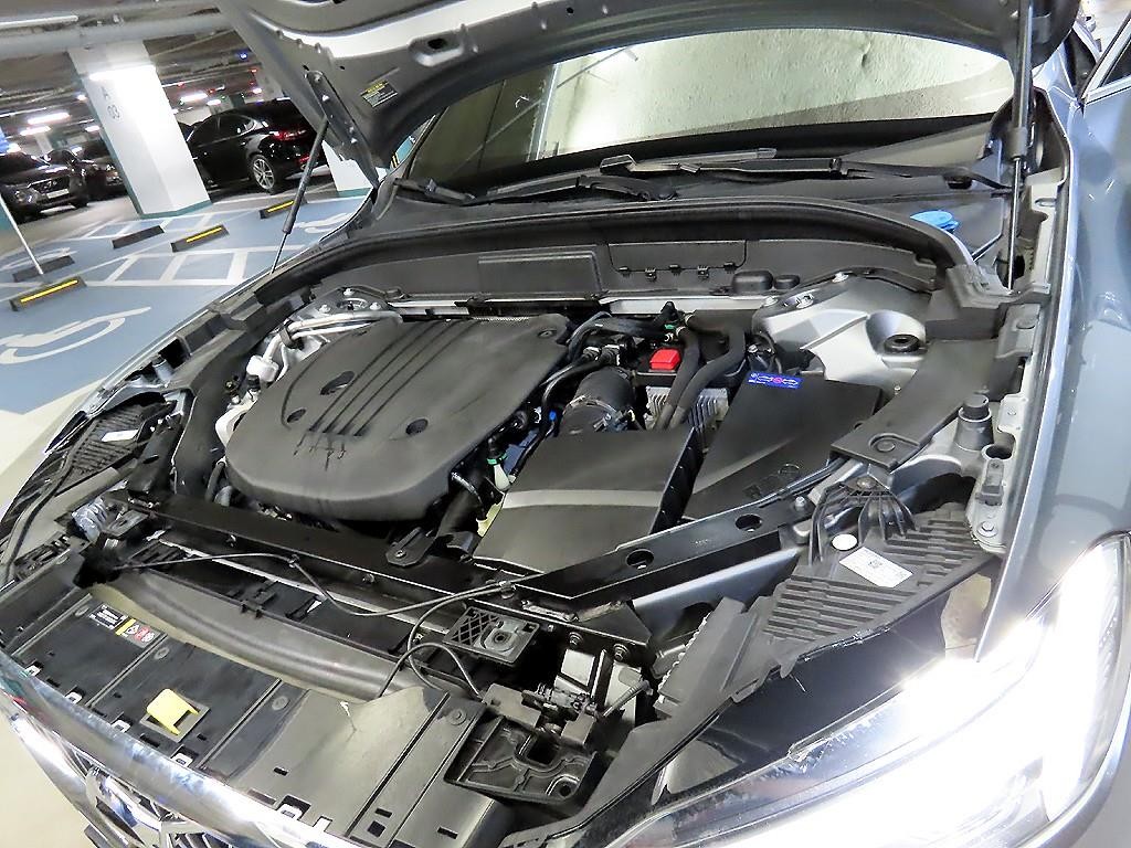 볼보 XC60 XC60(2세대) B5 AWD 인스크립션 이미지 19