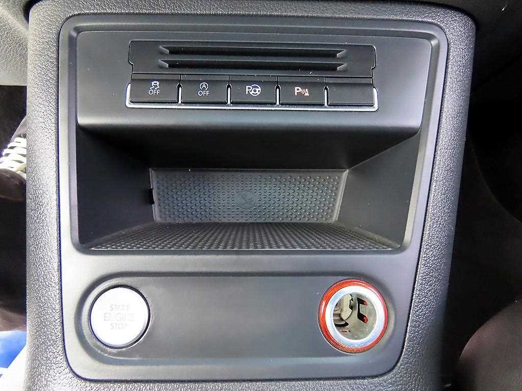 폭스바겐 티구안 뉴티구안 2.0 TDI 프리미엄 이미지 15